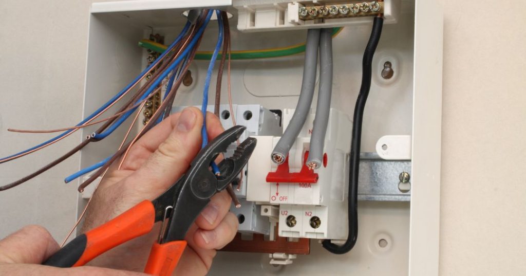 Circuitos e fiações elétricas em Guarapari